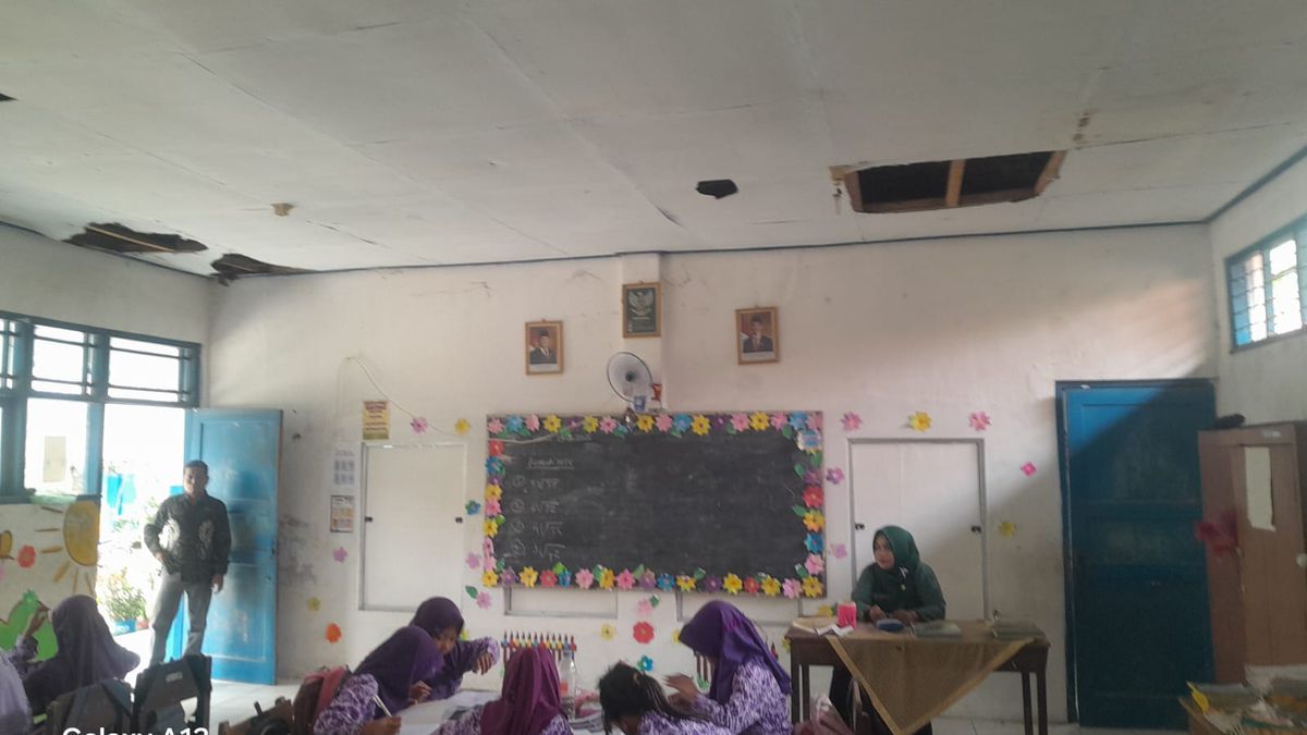 Misteri Ruang Kelas yang Menyinari: SD Negeri Kebonmanis 01